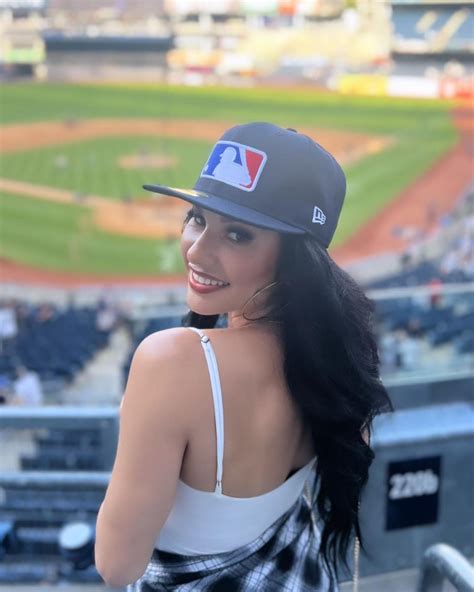 siera santos mlb